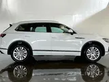 RENT SUV VW Touareg